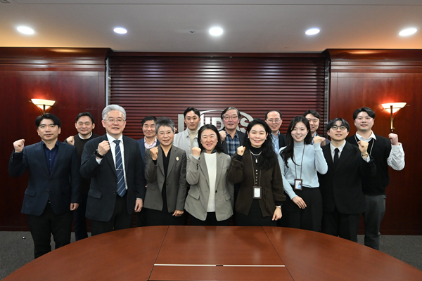 국민통합위원회 양극화해소 분과위원회는 3월 11일 마이다스아이티를 방문해 간담회를 개최했다.