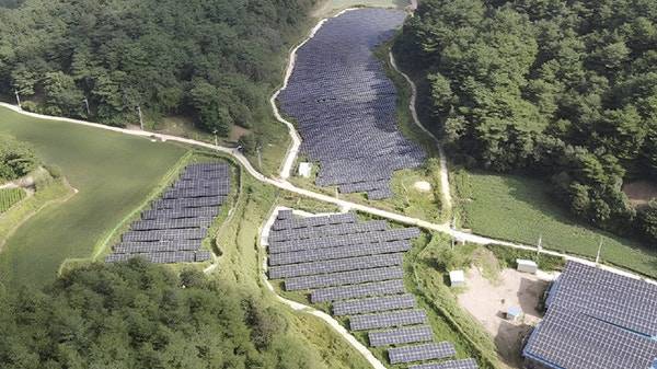 SK이터닉스의 솔라파크 봉화 법전1호 태양광발전소. SK이터닉스