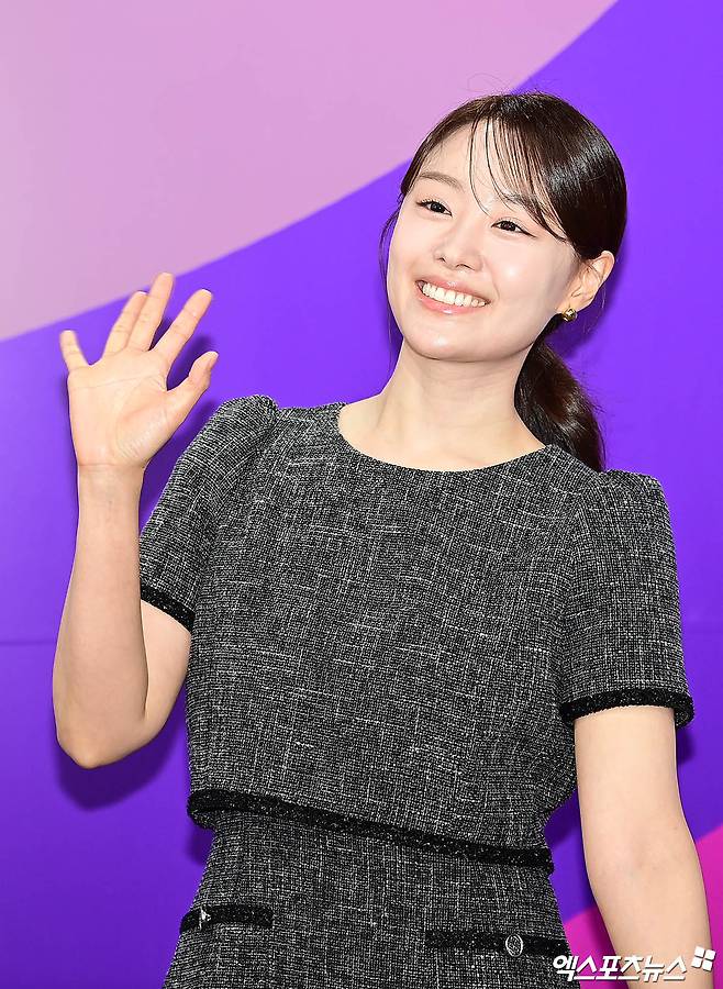 송지은, 엑스포츠뉴스DB