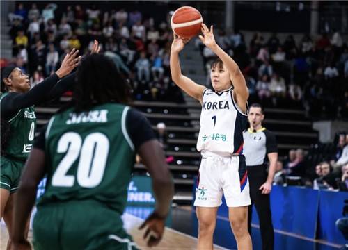 슛 던지는 박지현 [FIBA 제공. 재판매 및 DB 금지]
