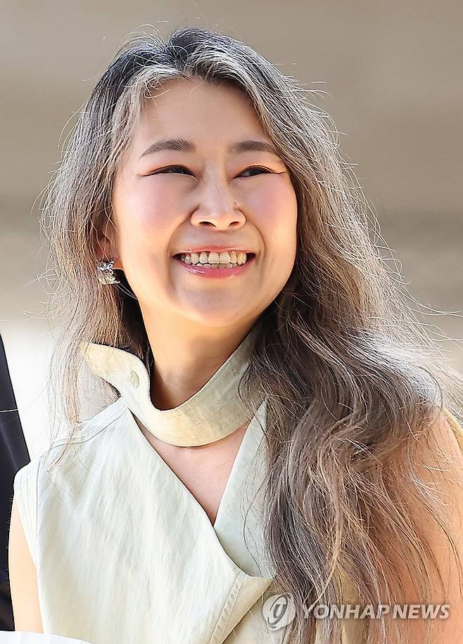 활짝 웃는 매기 강 감독 [연합뉴스 자료사진. 재판매 및 DB 금지]