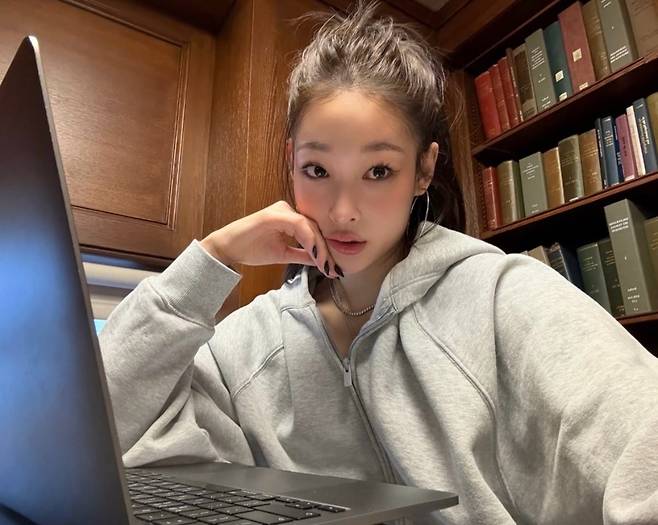 사진 = 애니 인스타그램