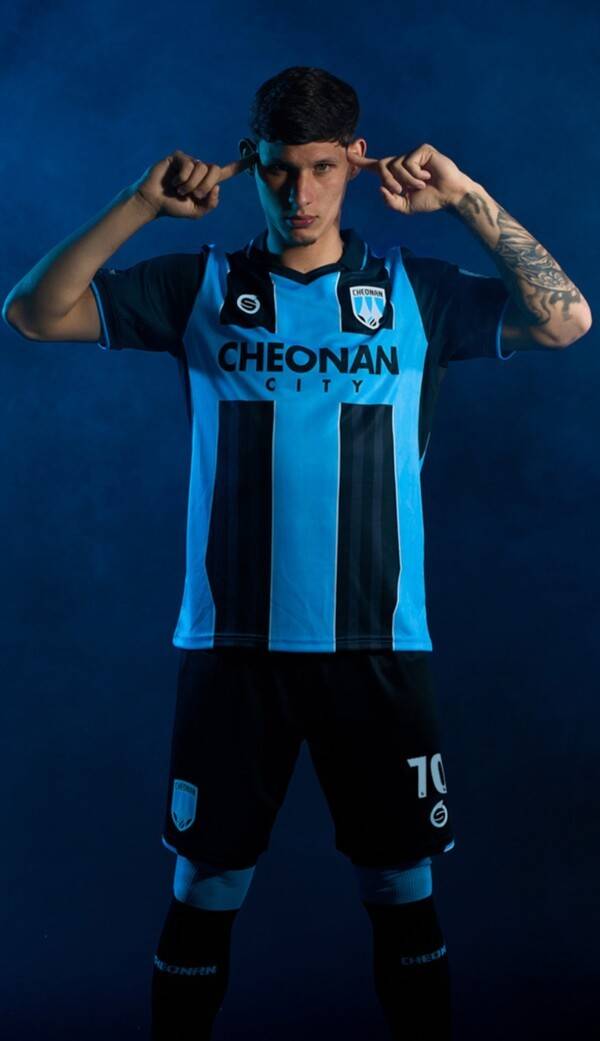 공격수 사르자니. /사진=천안시티FC