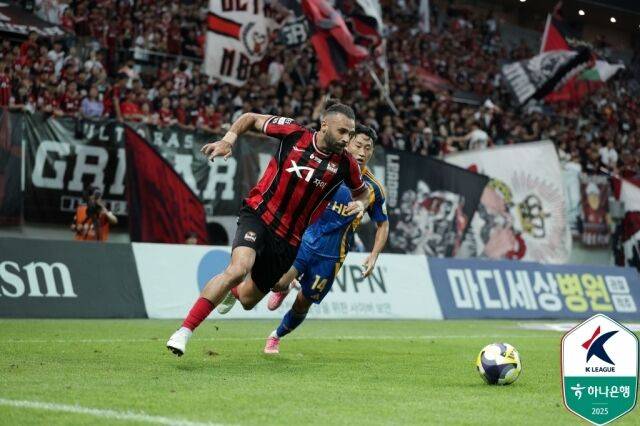 서울과 울산의 경기 모습/한국프로축구연맹