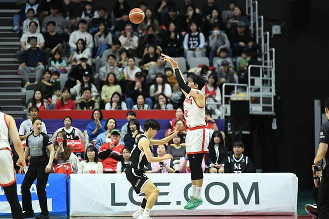 SK 안영준의 3점슛 [KBL 제공. 재판매 및 DB 금지]