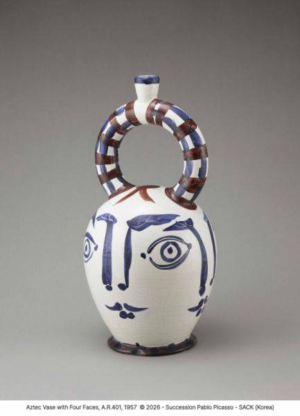 피카소 作 '네 개의 얼굴이 그려진 아즈텍 화병'. 소장=국립현대미술관