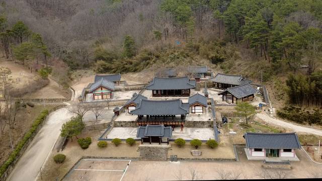 고령 김면 장군 유적지 전경. 최근 '왕사남' 등 각종 영화와 드라마의 핵심 촬영지로 각광받으며 새로운 명소로 떠오르고 있다. 김용국 기자