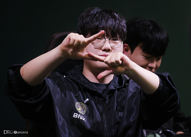 '노이즈' 노영진이 패승승승으로 박찬화를 무너뜨렸다.