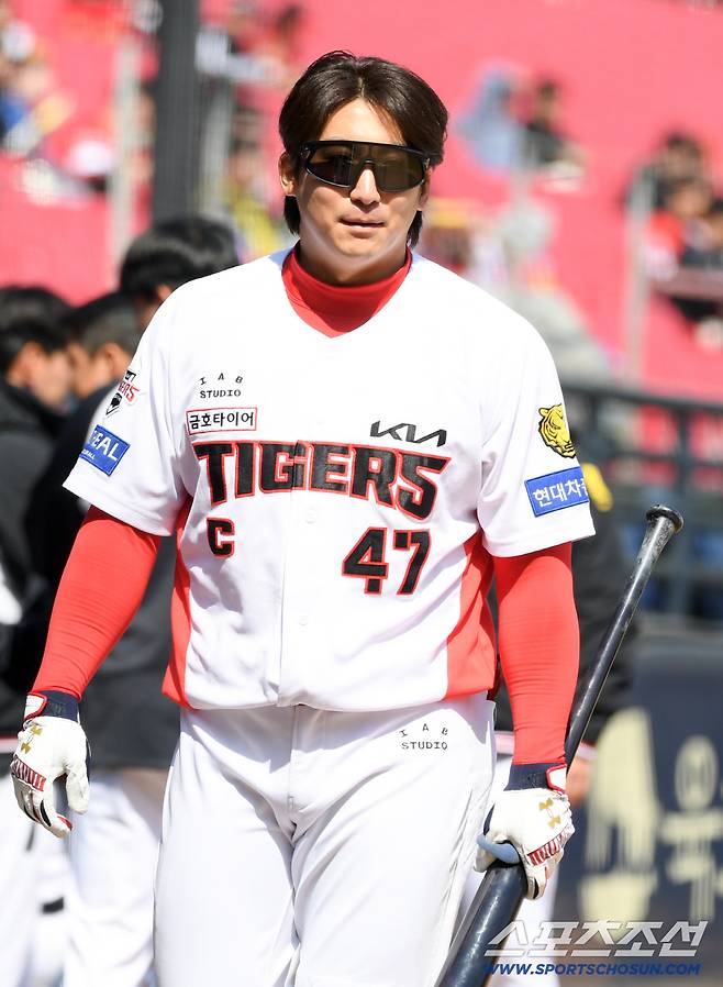 13일 광주 기아챔피언스필드에서 열린 KIA 타이거즈와 SSG 랜더스의 시범경기. KIA 나성범이 몸을 풀고 있다. 광주=박재만 기자 pjm@sportschosun.com/2026.03.13/