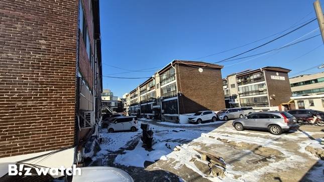 성수4지구 재개발에 포함된 진주타운./사진=정지수 기자