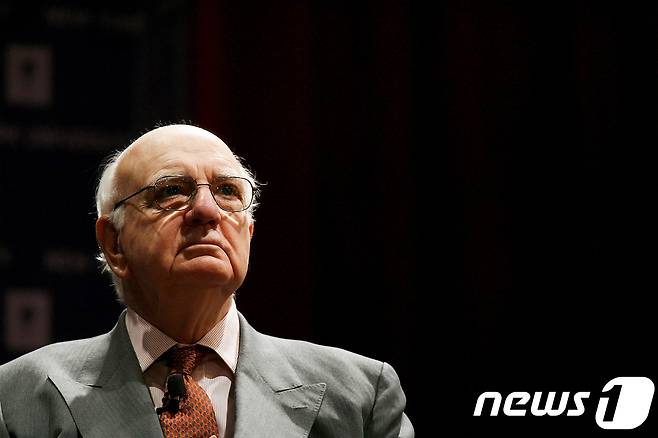 20세기 가장 위대한 중앙은행 총재로 평가받은 폴 볼커 전 연방준비제도이사회 의장. ⓒ 로이터=뉴스1