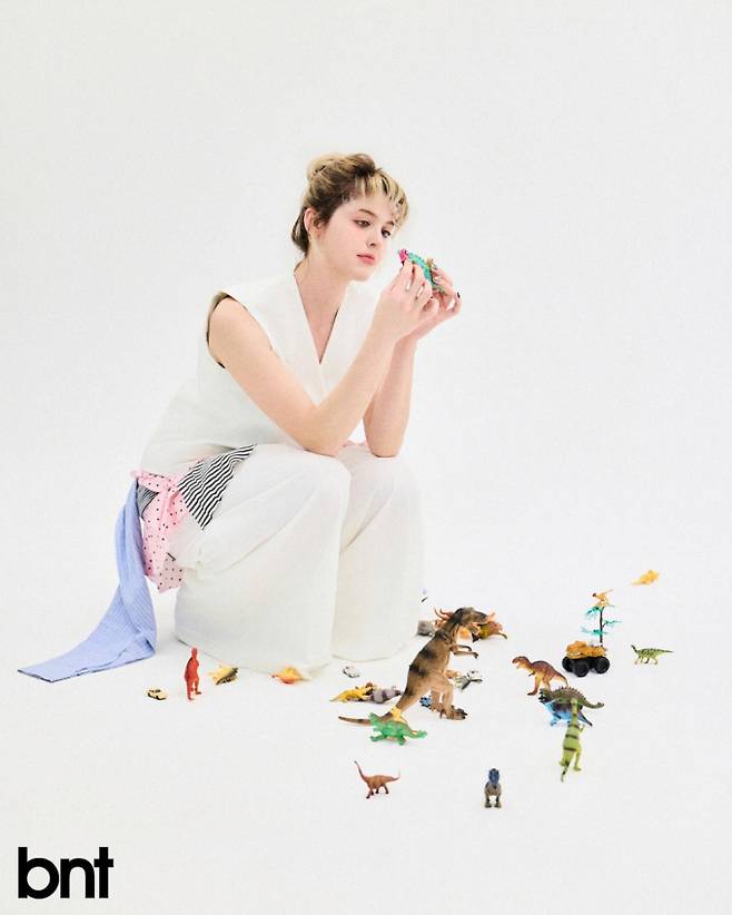 카슨 나시와 바지는 MMAM (므:아므)