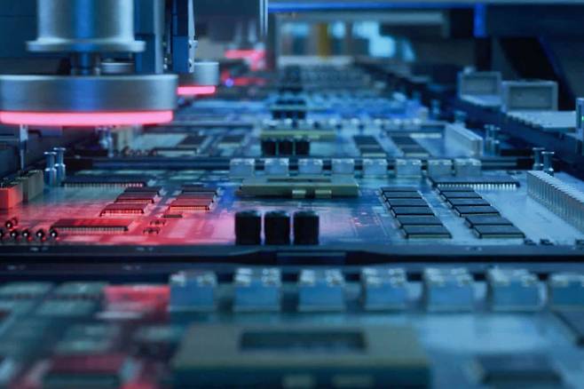 자동화 공정 적용된 삼성전자 반도체 생산라인. [삼성전자]