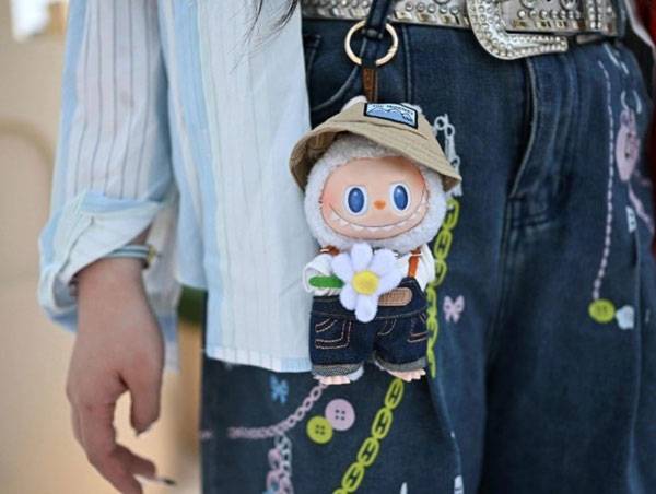 중국 완구 브랜드 팝마트의 캐릭터 인형 ‘라부부’. [AFP연합뉴스]