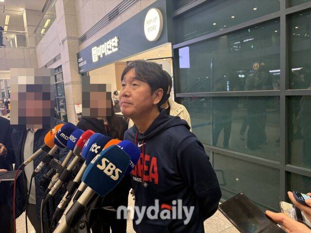 류지현 감독./인천공항 = 이정원 기자