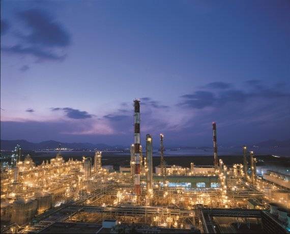 롯데케미칼 여수 공장 전경. [롯데케미칼 제공]