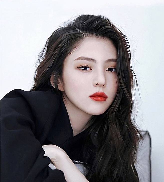 “빚은 내 책임이 아니다”...모친과 절연을 선언한 한소희. 한소희 SNS