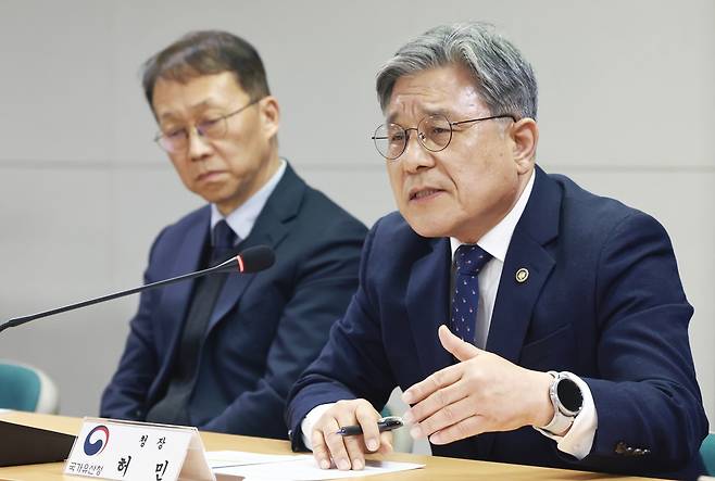 허민 국가유산청장이 16일 언론 간담회에서 서울시의 세계유산영향평가 수용을 촉구하고 있다. 연합뉴스