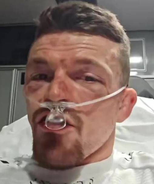 병원에 실려간 해리 하드윅. /사진=더선 갈무리