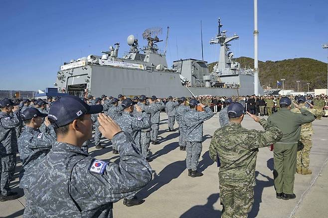 미국이 한국 정부에 군함 파견을 요청하면서, 호르무즈 해협 인근에 있는 '청해부대'의 파병 가능성이 점쳐지고 있다.[사진 | 뉴시스]