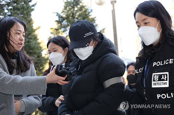 생후 20개월 딸 영양결핍 사망…20대 친모 구속심사 [연합뉴스 자료사진]