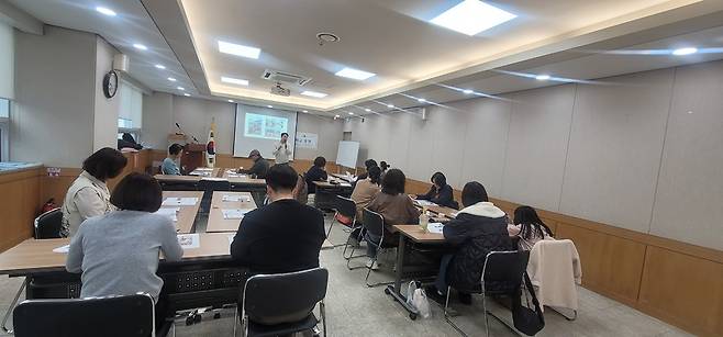 인천시 부평구는 다음 달 20일까지 주민이 직접 지역사업을 제안하고 예산 과정에 참여할 수 있도록 '동별 찾아가는 맞춤형 참여예산학교'를 운영한다. <사진=부평구>