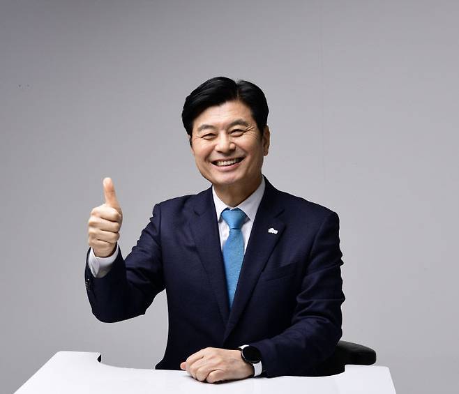 이춘희 예비후보가 4년의 공백을 털고 다시 본선 진출에 나설 수 있을지 주목된다.