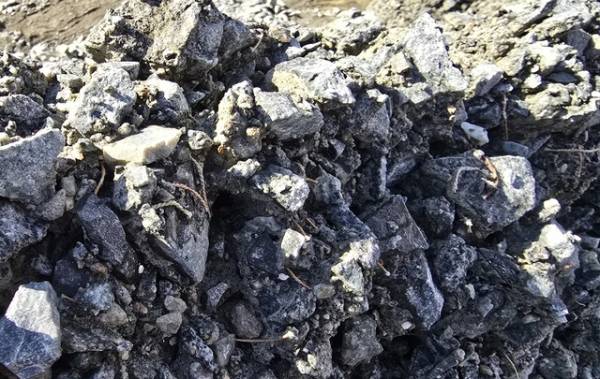 4공구에서 반출된 도폭선등 이물질.