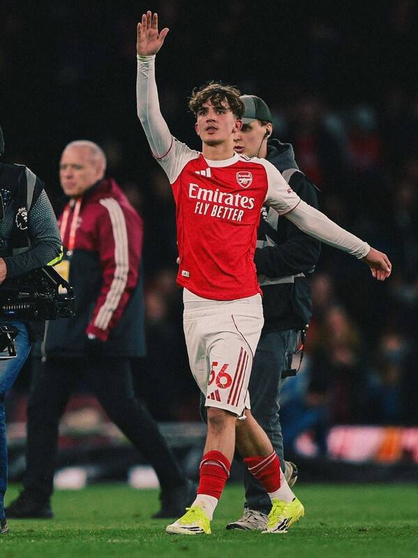 맥스 다우만(사진=아스널 공식 SNS)