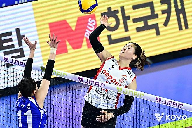 공격 중인 시마무라. KOVO 제공