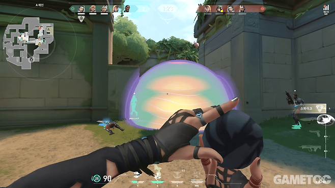 크기는 오멘, 클로브, 브림스톤과 같다&nbsp;(사진=최은상 기자)