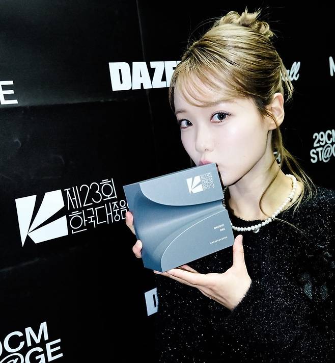 사진. | 한로로 SNS