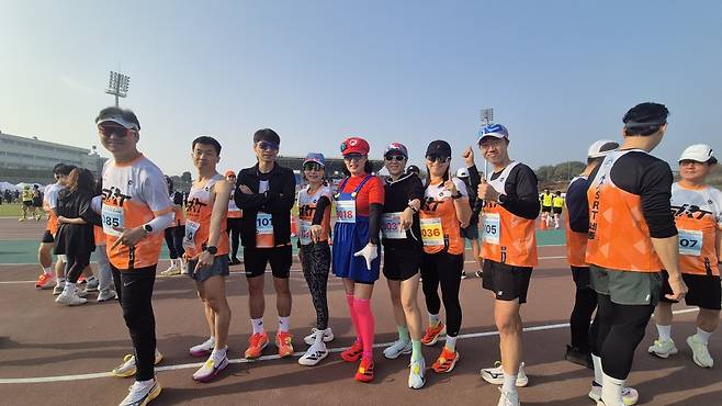 세종시 러닝동호회 '세종러닝팀(SRT)'은 '함께 달린다'는 단순한 약속에서 출발해 충청권 최대 러닝모임으로 성장했다. 세종러닝팀 제공