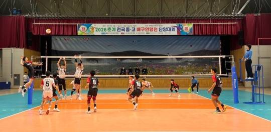 17일 제천중-율곡중 경기 [한국중고배구연맹 제공]