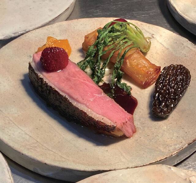 다이닝 코스 요리.