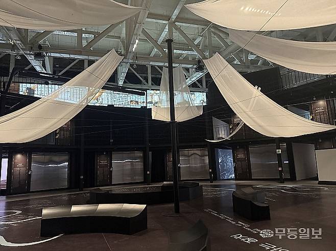 19일부터 ACC 복합전시2관에서 열리는 ‘ACC 필름앤비디오-아시아의 장치들’ 전시 전경