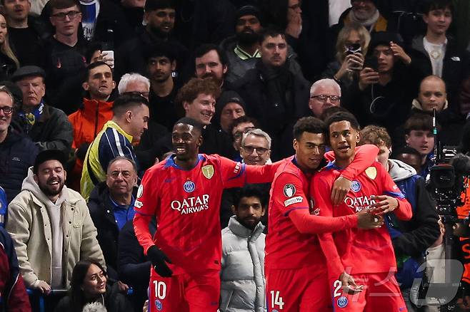 PSG가 18일(한국시간) 첼시를 완파하고 2025-26 UEFA 챔피언스리그 8강에 진출했다. ⓒ AFP=뉴스1