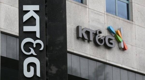 KT&G가 본업인 궐련으로 사상 최대 '매출 6조원' 시대를 열었지만, 성장의 질을 두고는 평가가 엇갈리고 있다. 해외 시장과 신사업은 거침없는 성장세를 보이며 실적을 견인한 반면, 안방인 국내 궐련 사업과 자회사 KGC인삼공사의 건강기능식품은 역성장의 늪에 빠졌기 때문이다. /KT&G