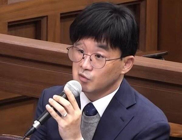 김용현 전 국방부 장관의 변호인인 권우현 변호사. (서울중앙지법 동영상 캡처) ⓒ뉴시스