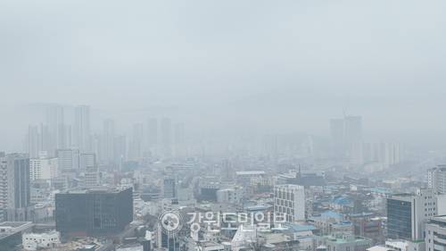 ▲ 봉의산에서 바라 본 춘천 도심. 김정호 [강원도민일보 자료사진]