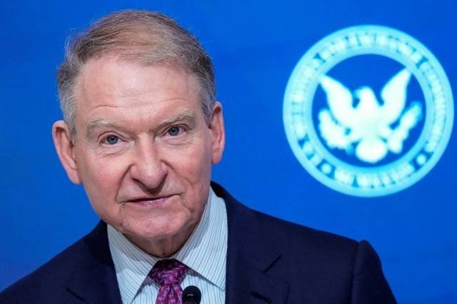 폴 앳킨스 미국 증권거래위원회(SEC) 위원장이 지난해 12월 2일(현지시간) 뉴욕증권거래소(NYSE)에서 연설하고 있다. 로이터 연합뉴스