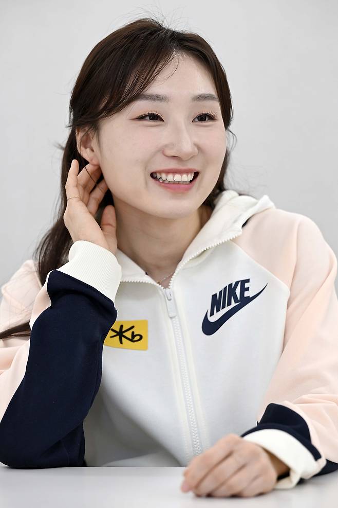 대한민국 여자 쇼트트랙 국가대표 최민정이 12일 서울 강남구 올댓스포츠에서 서울경제신문과 인터뷰를 하고 있다. 조태형 기자