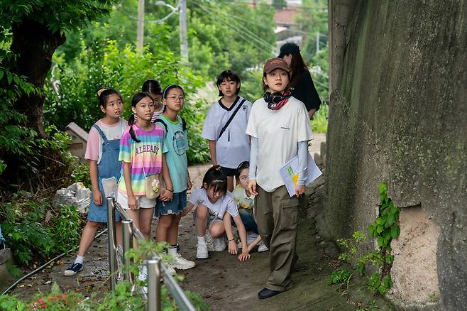 《자연스럽게》 ⓒ티캐스트