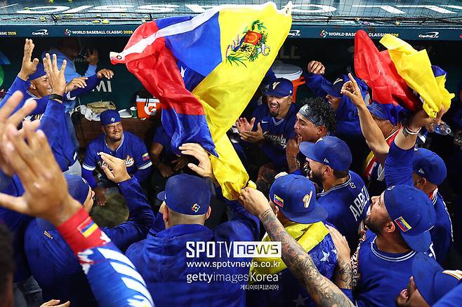 ▲ WBC 결승 진출을 축하하는 베네수엘라 대표팀.