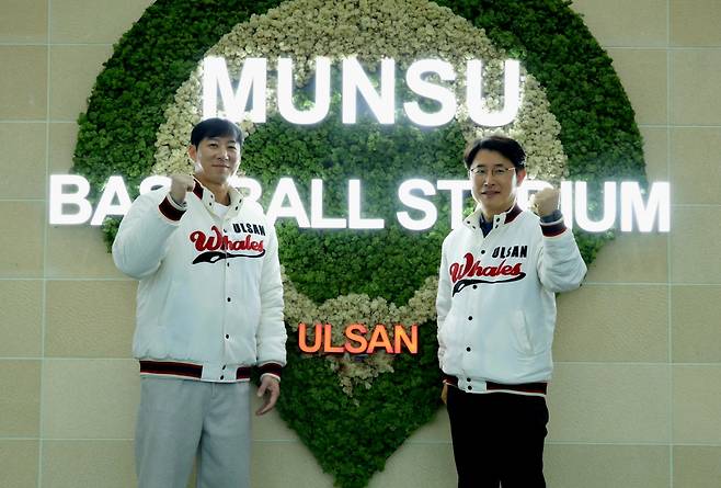 소속팀 없이 개인 운동을 소화하던 베테랑 좌완투수 고효준이 18일 KBO 퓨처스리그 시민구단 울산 웨일즈에 입단했다. 울산 웨일즈는 풍부한 경험과 노하우를 갖춘 고효준이 불펜 운영의 안정감을 더해줄 것으로 기대한다. 울산 웨일즈