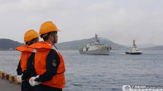 지난 16일 중국 팡청항 입항하는 베트남 해군 호위함 [중국 현지매체 광시신문망 캡처. 재판매 및 DB금지]