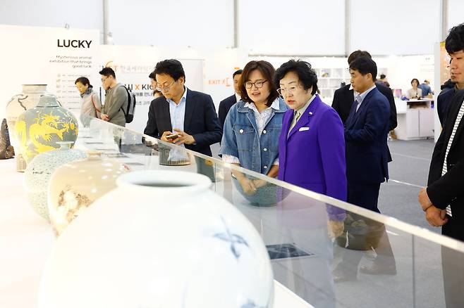▲ 지난해 열린 이천도자기축제 전시장. /사진제공=이천시