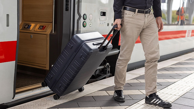 독일철도청(DB)이 최근 공개한 저상형 고속열차 ICE L. 전 좌석에서 단차와 계단 없는 탑승이 가능한 완전 저상형 구조를 구현했다. <영남일보DB>