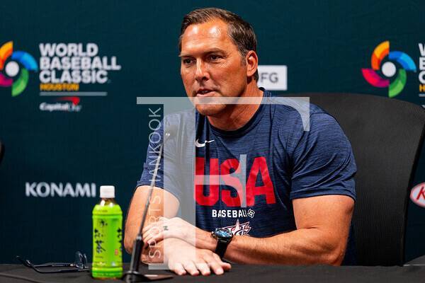 마크 데로사 감독. ⓒGettyimagesKorea