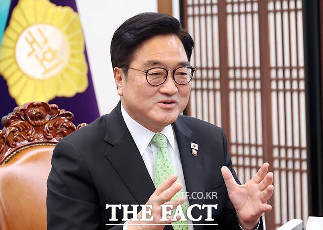 발언하는 우원식 국회의장.